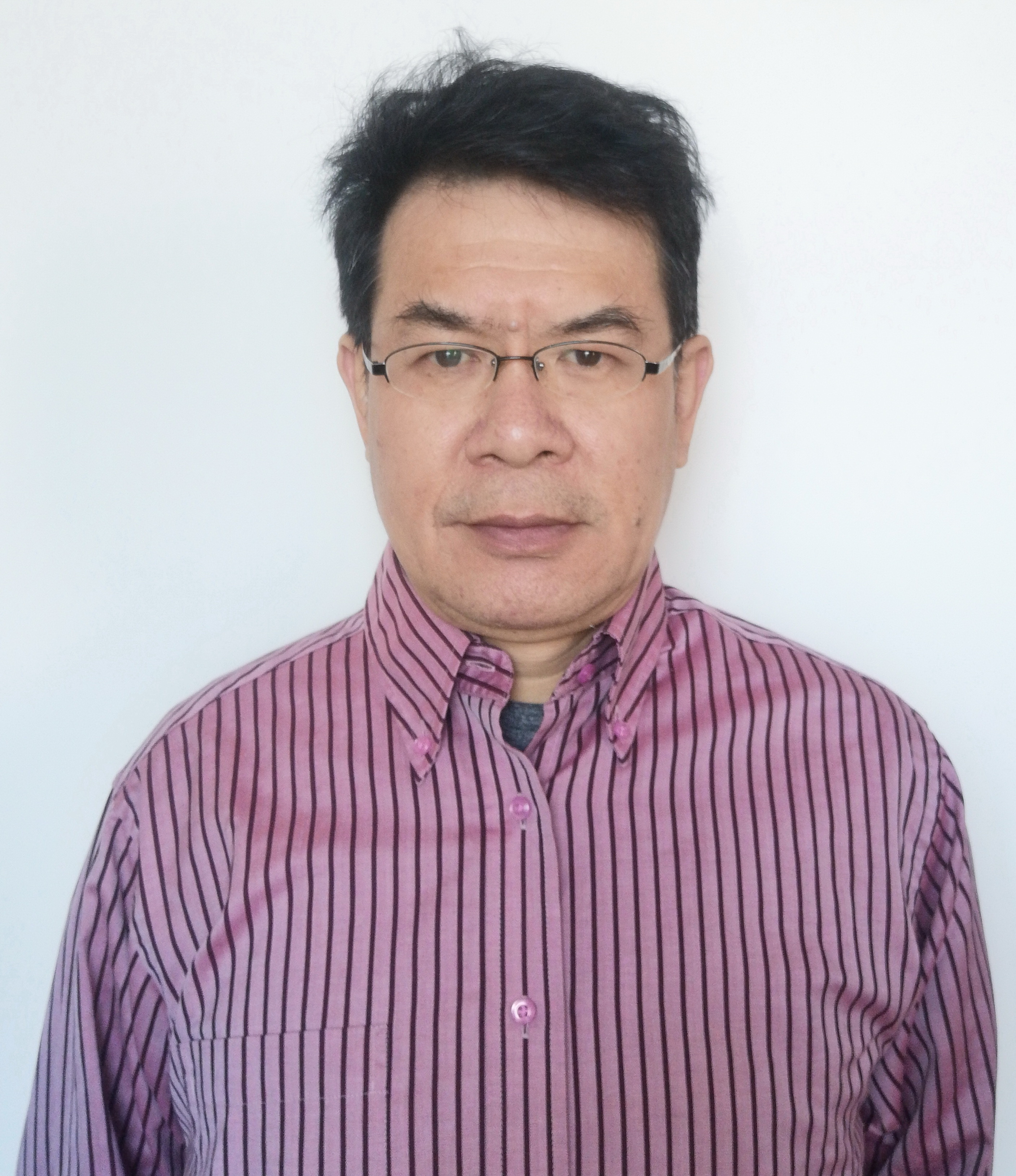 Mr. Li Erping,professor and doctoral supervisor at Kunming University of Science and Technology