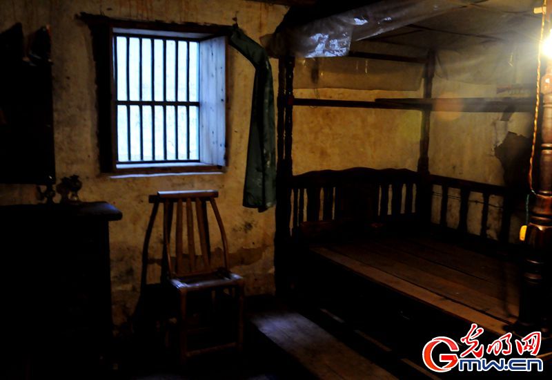【网络媒体走转改】“红军村”烈士后代讲述家乡巨变