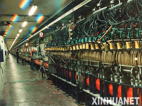 1990年7月21日 北京正负电子对撞机通过国家