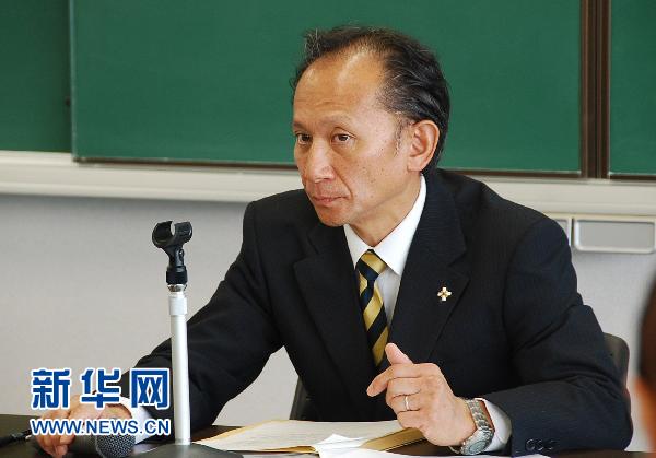 被日方非法抓扣的中国渔船船长詹其雄返抵福州