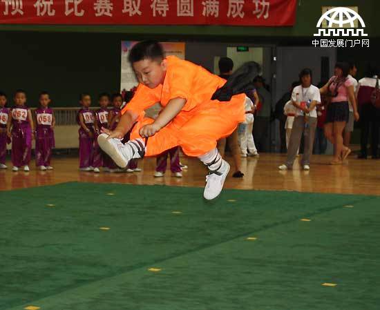 北京市少儿武术比赛暨第九届幼儿武术比赛2012年6月10日上午在北京市石景山体育馆隆重举行