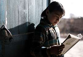 关于谁能拯救她的未来的函授毕业论文范文