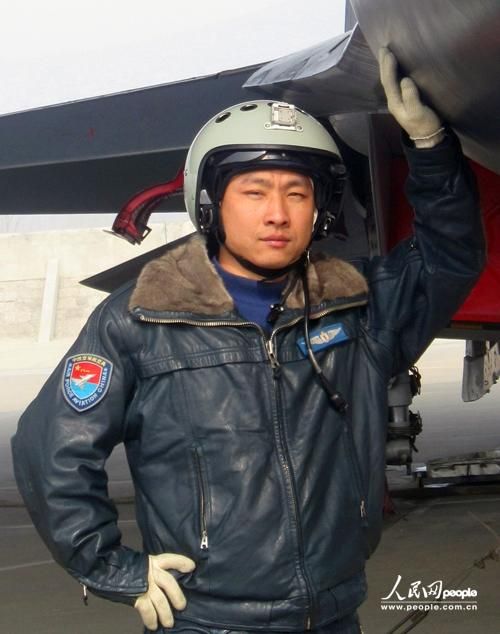 空军一级飞行员武勇明 图片:中国空军