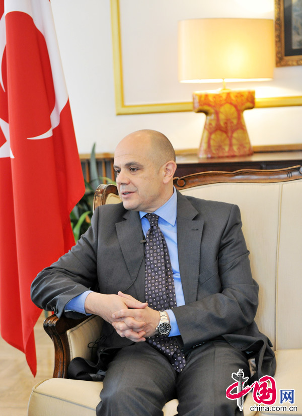 土耳其驻华大使穆拉特 萨利姆埃森利先生在接受《今日中国》杂志的专访