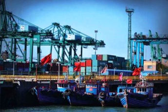 2013年中国对外贸易发展环境分析 形势错综复