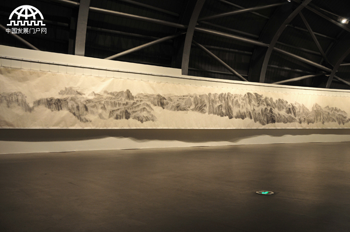 徐龙森山水画展南京开展，展出作品50余幅，展览将持续至10月10日。