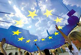 索罗斯:欧盟面临发展迟滞 十年之后或将解体