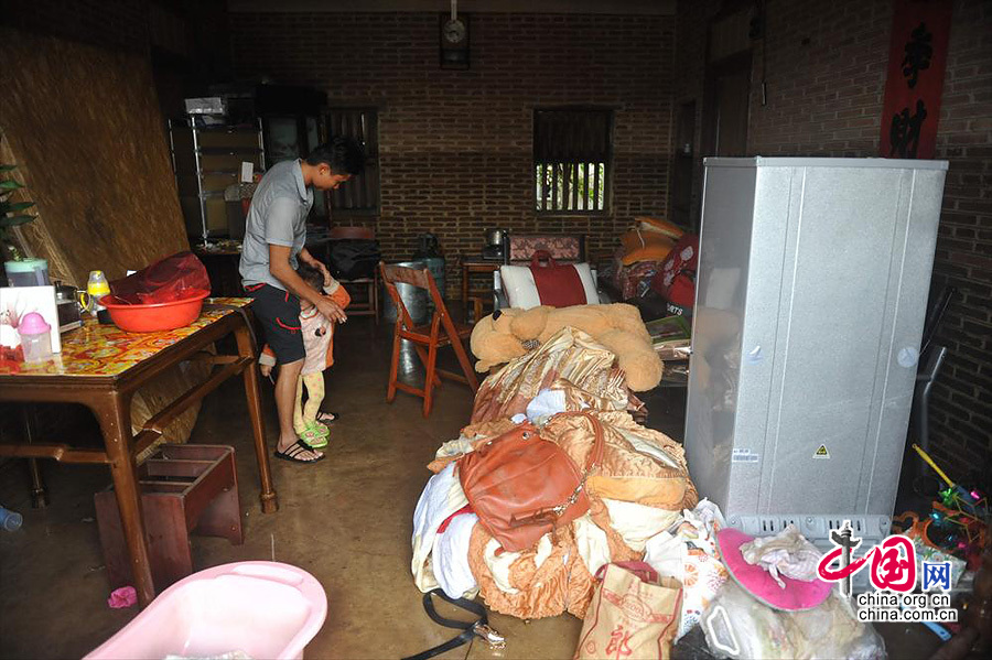 海南万宁寒冬时节遭遇罕见暴雨袭击