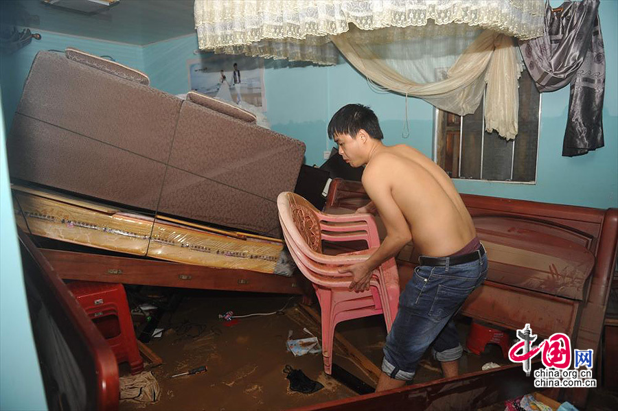 海南万宁寒冬时节遭遇罕见暴雨袭击