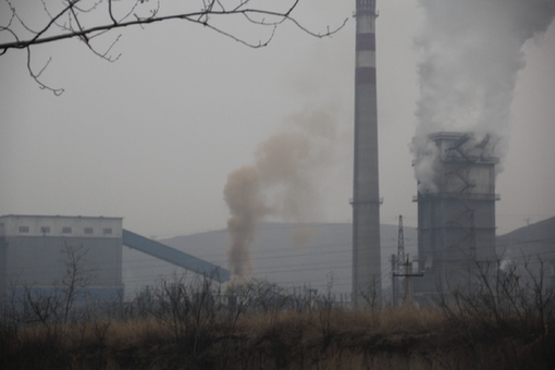 国务院公布《大气污染防治行动计划》，时至今日鑫森排污却依旧。（2014.1.7）