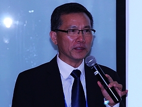 博彦科技集团副总裁熊国祥在第二届世界新兴产业大会高端合作论坛上发表演讲。
