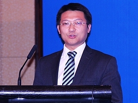 甲骨文中国智能解决方案首席架构师刘锐第二届世界新兴产业大会世界数字服务产业发展论坛上发表演讲。