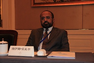 巴基斯坦高级委员会贸易部部长纳伊姆·安瓦尔参加世界产业领袖大会。