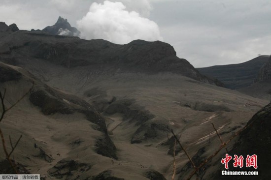 印尼克卢德火山喷发已致4人死亡