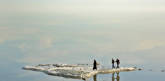 伊朗最大咸水湖10年缩水80% 两年内或彻底消失(组图)