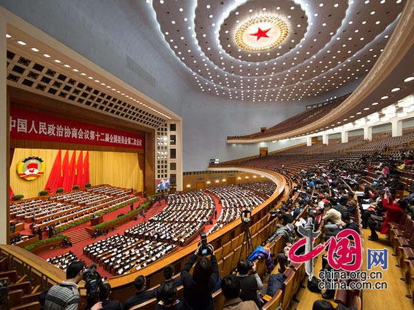 3月7日，全国政协十二届二次会议在北京人民大会堂举行第二次全体会议。