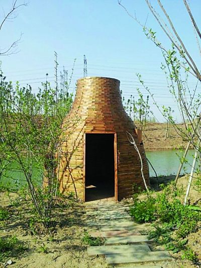 全木结构的“观鸟屋”。江苏常州建20米高“豪宅”专供鸟儿居住