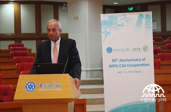 5月13日，中国科学院和德国马普学会科学合作40周年庆祝仪式在京举行。中科院与马普学会的合作被誉为国际科技合作的典范，得到了中德两国科技界的广泛认同。图为马普学会主席Peter Gruss。