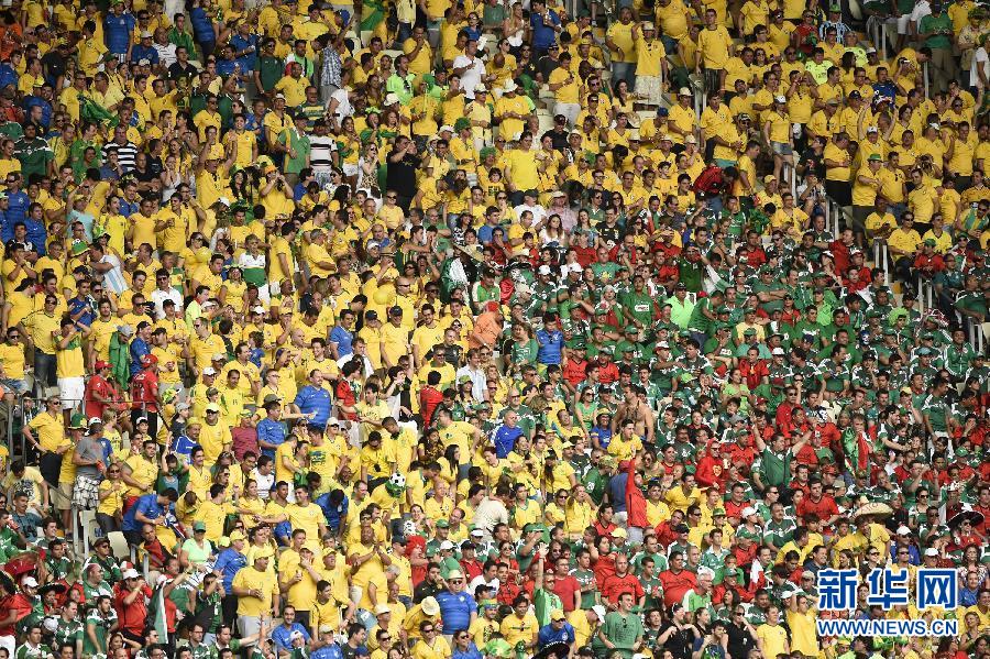 （世界杯）（15）足球——小组赛A组：巴西队对阵墨西哥队