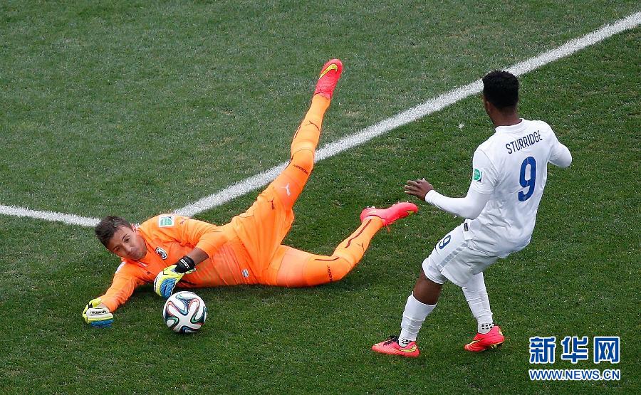 （世界杯）（43）足球——小组赛D组：英格兰队对阵乌拉圭队