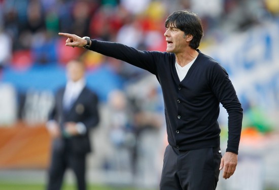 世界杯上看穿衣:德国队主教练勒夫的时尚教程