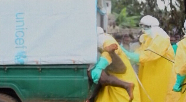 埃博拉患者寻找食物逃出隔离区遭围堵