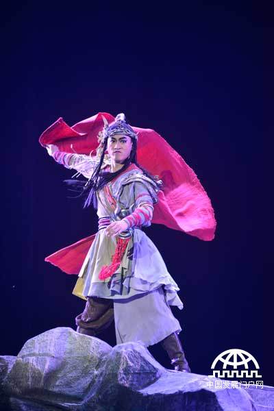 《泰山情緣之石敢當》是國內首部駐場音樂劇、山東省首部原創音樂劇，采用獨特的音樂劇表現手法詮釋泰山文化，利用聲、光、電等現代科技舞臺技術，集合舞蹈、歌劇、話劇、雜技、武術等元素于一體。