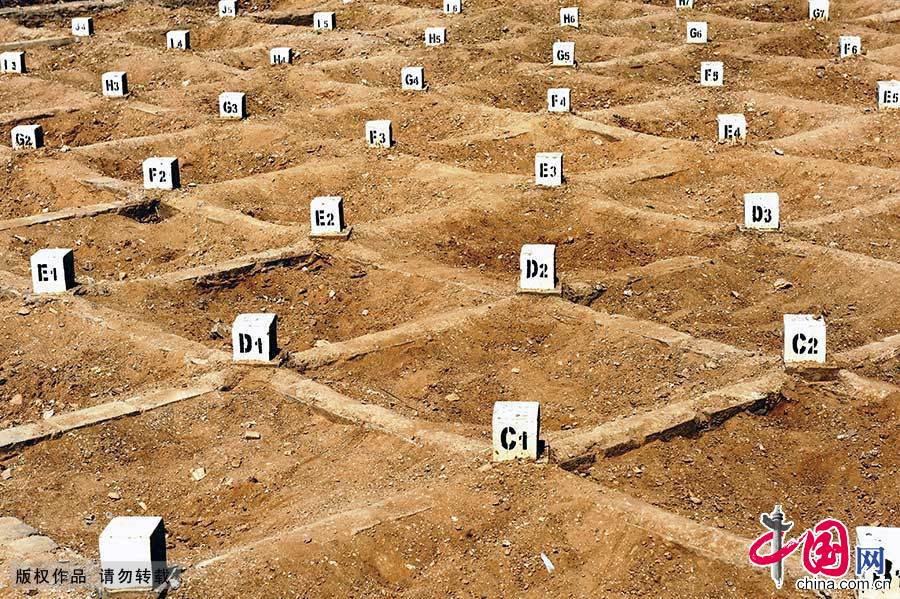 周口店遗址位于北京市西南房山区周口店镇龙骨山北部，是世界上材料最丰富、最系统、最有价值的旧石器时代早期的人类遗址。