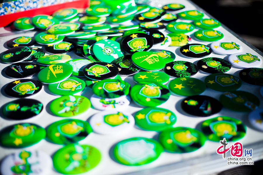 【圖片故事】“賽場綠色狂飆，國安有我相伴”—— 京城球迷紀實