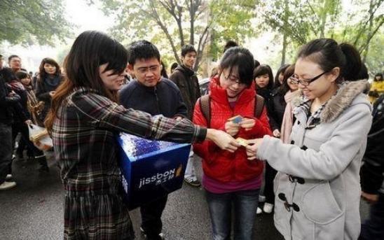 避孕套使用量排行:世界中国居首 国内江苏第一(组图)