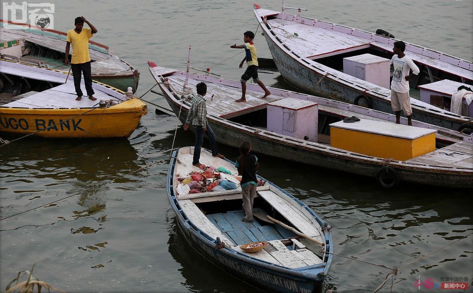 虔诚如斯——恒河祭祀目击记