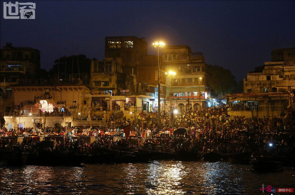 虔诚如斯——恒河祭祀目击记