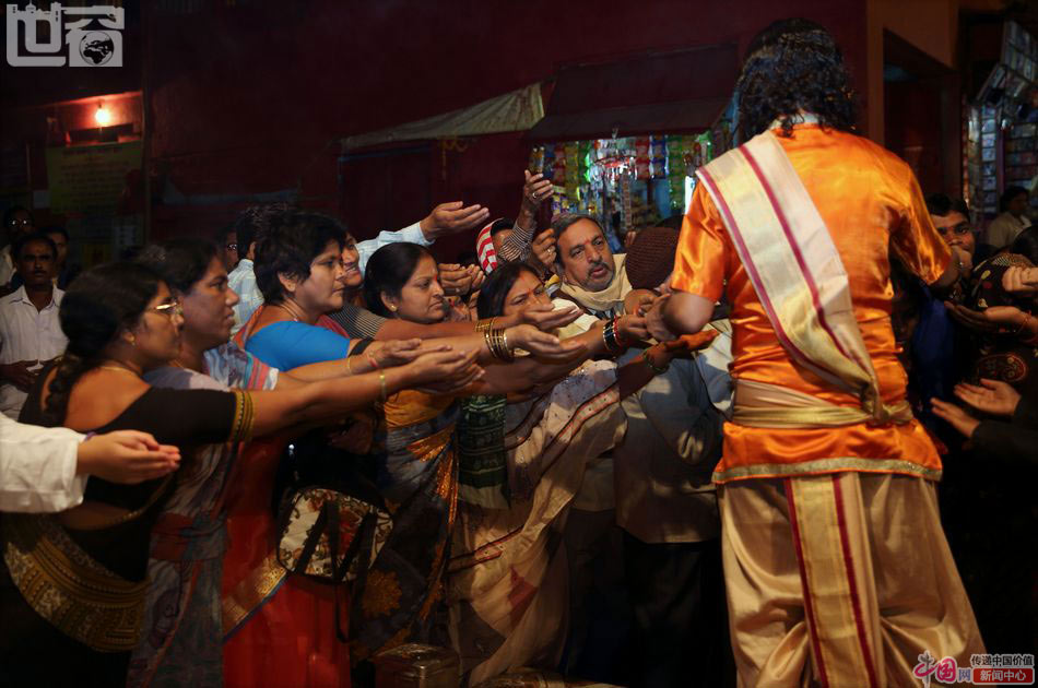 虔诚如斯——恒河祭祀目击记