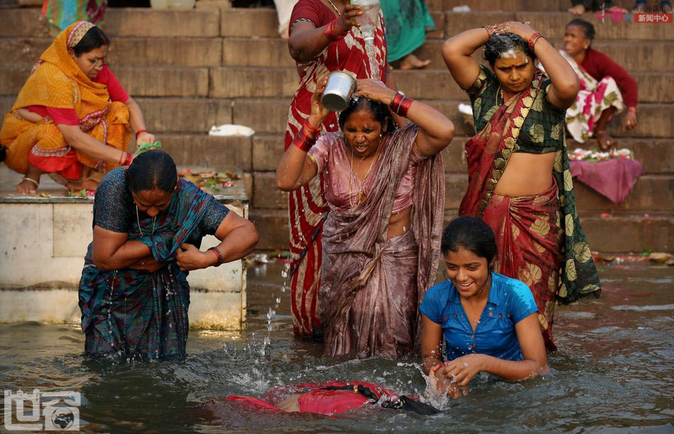 虔诚如斯——恒河祭祀目击记
