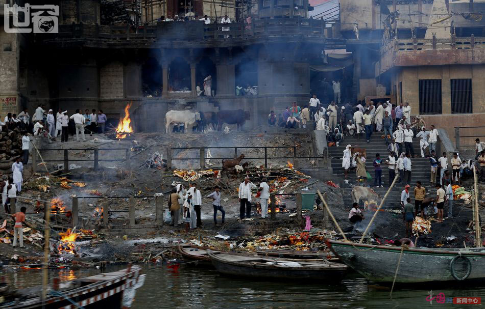 虔诚如斯——恒河祭祀目击记