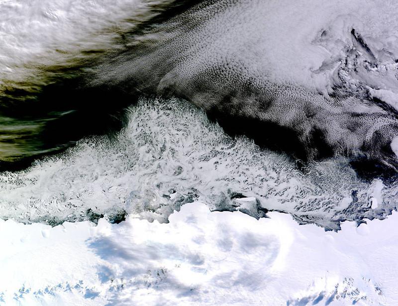 NASA卫星用光谱仪拍摄东南极洲巨大海冰_中