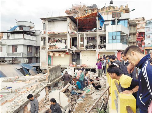 尼泊尔8.1级地震致1100多人遇难