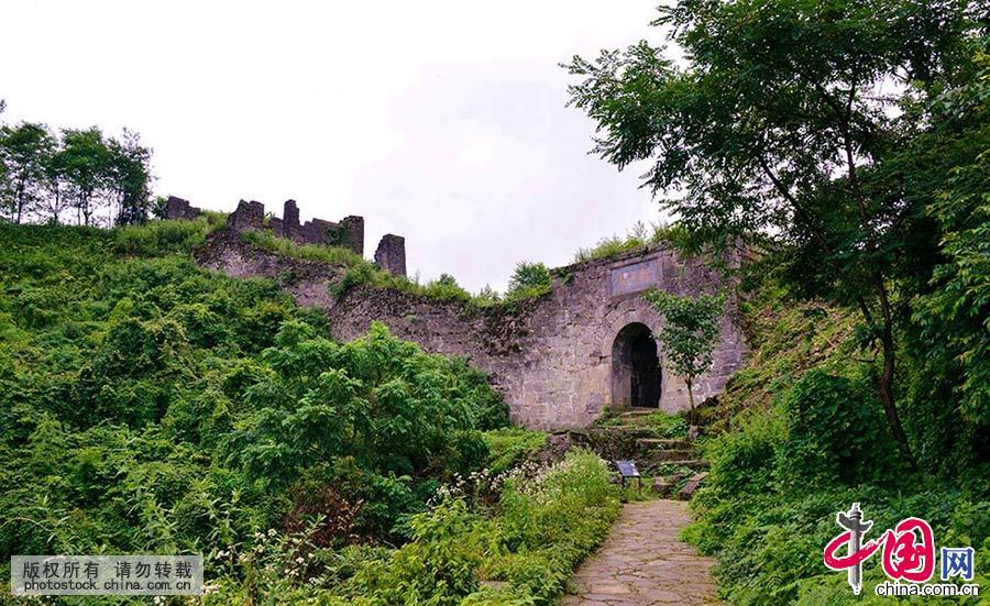 贵州播州海龙屯遗址。海龙屯遗址位于遵义老城北约30里的龙岩山东麓，图为贵州播州海龙屯朝天关。中国网图片库 罗星汉 摄 