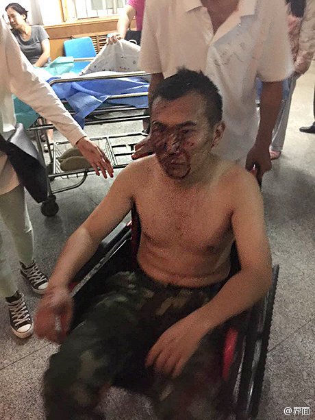 天津爆炸已致多名消防员牺牲 仍有消防员失联