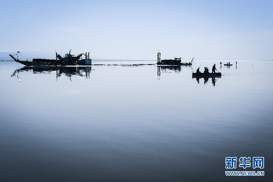 （美丽中国）（1）中国的“天空之镜”——茶卡盐湖