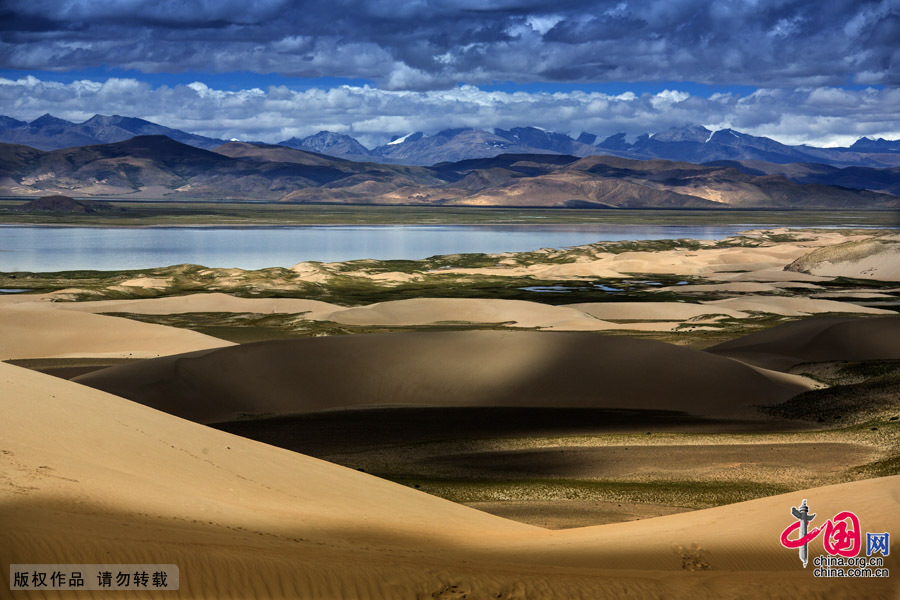 穿越青藏高原阿里大北线 河湖灵秀[组图]