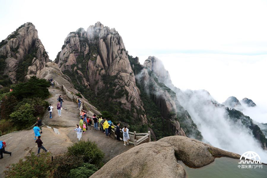 黄山跻身“中国最美十大名山”