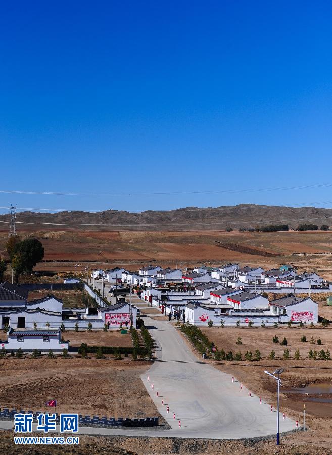 （回眸十二五）（3）内蒙古：“十个全覆盖”工程让农村牧区“旧貌”换“新颜”