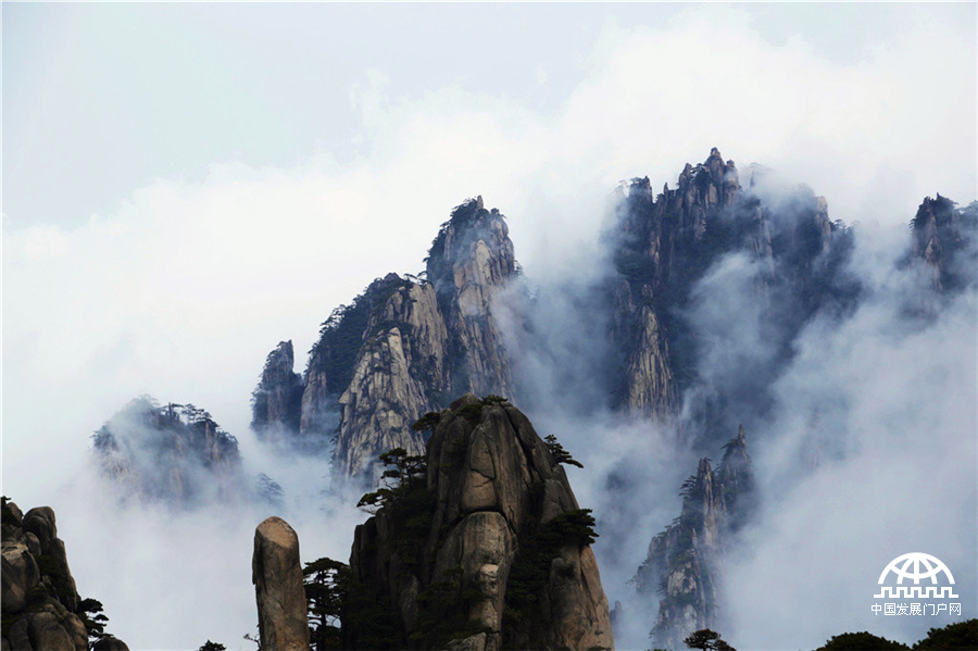 金秋黄山胜春潮