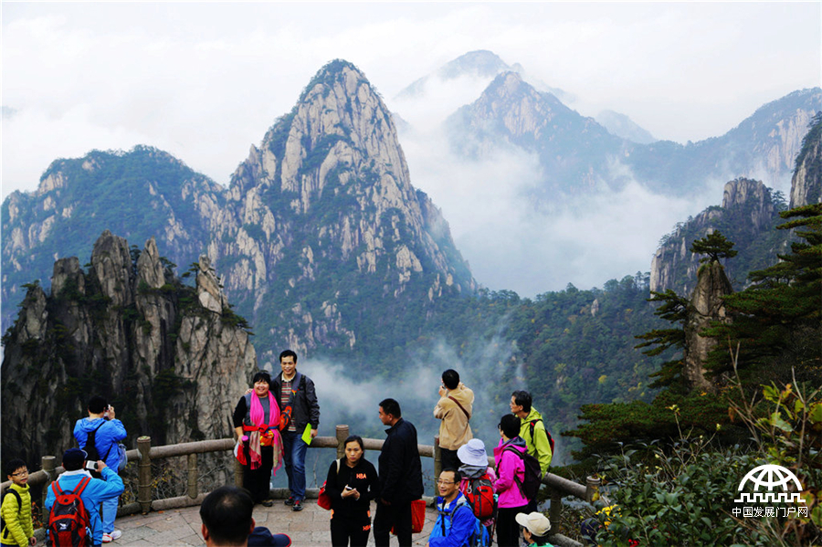 金秋黄山胜春潮