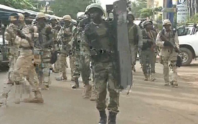 马里遭劫持人质逃生及遇袭酒店细节曝光