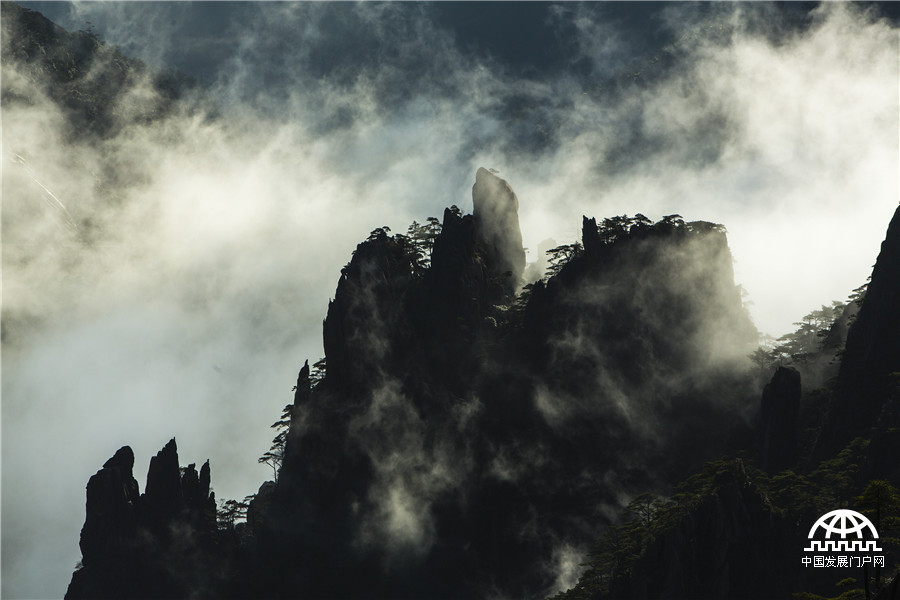 黄山：如梦如幻的“云霞美景”