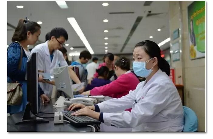 破解“看病難、看病貴”，國務院2015年做了這9件大事