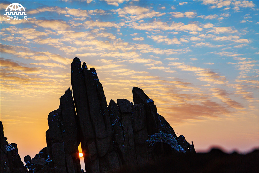 冬日黄山，一幅烟水迷离的山水诗画