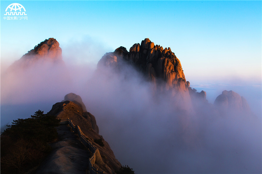 冬日黄山，一幅烟水迷离的山水诗画